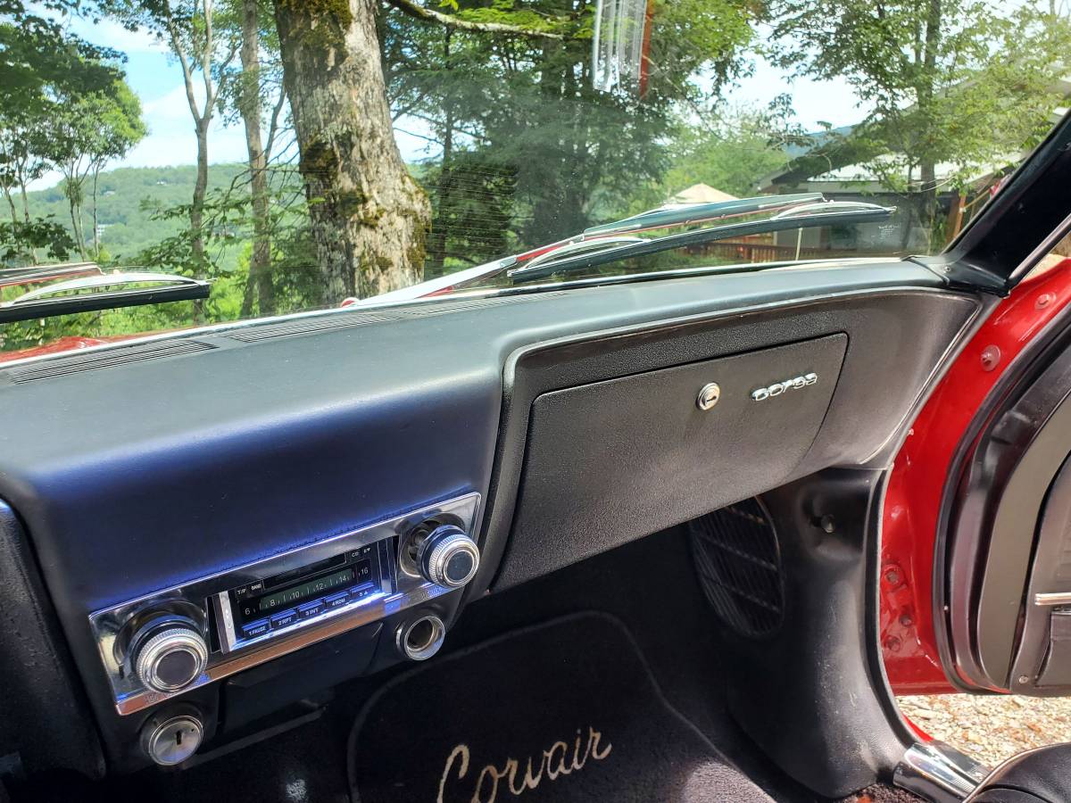 Chevrolet-corvair-1965-red-12