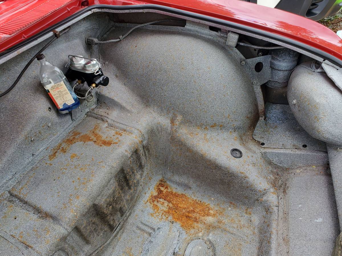 Chevrolet-corvair-1965-red-15
