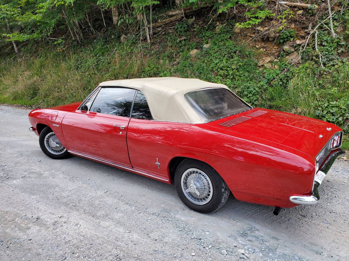 Chevrolet-corvair-1965-red-3