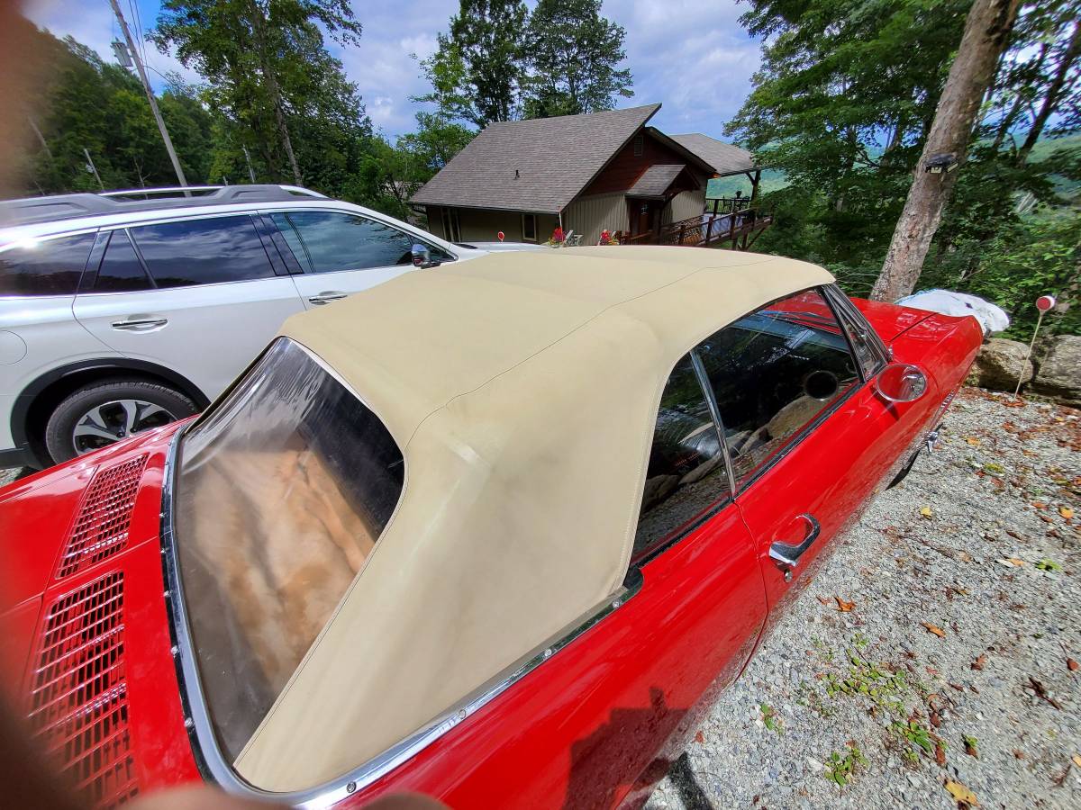 Chevrolet-corvair-1965-red-7