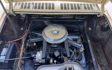 Chevrolet-corvair-1966-yellow-10