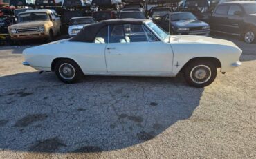 Chevrolet-corvair-1967-white-3
