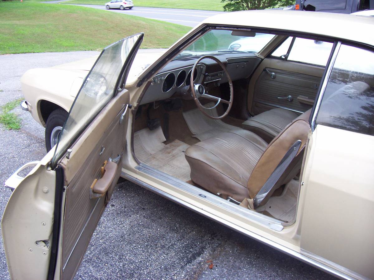 Chevrolet-corvair-monza-110-1965-3