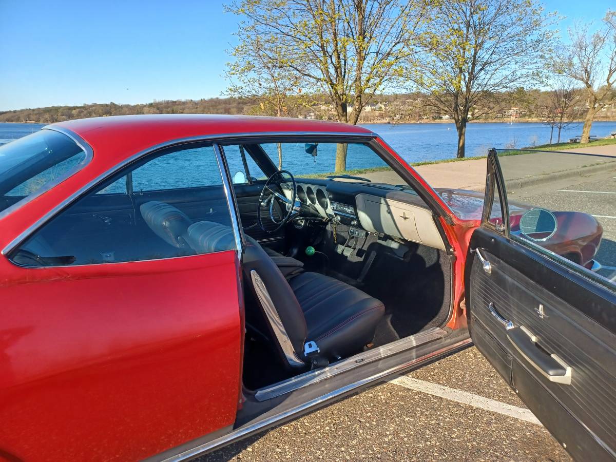 Chevrolet-corvair-monza-1965-red-1