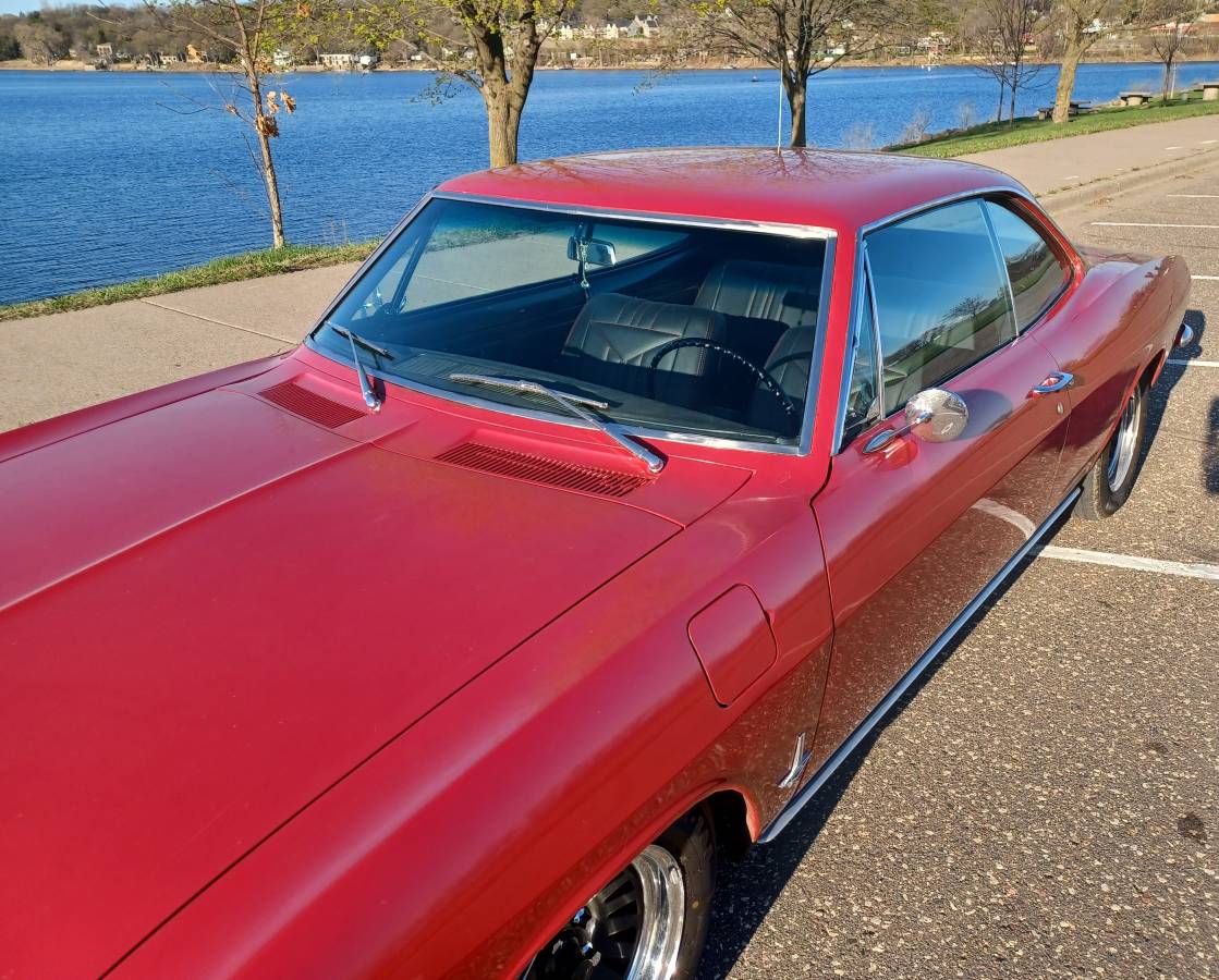 Chevrolet-corvair-monza-1965-red-2