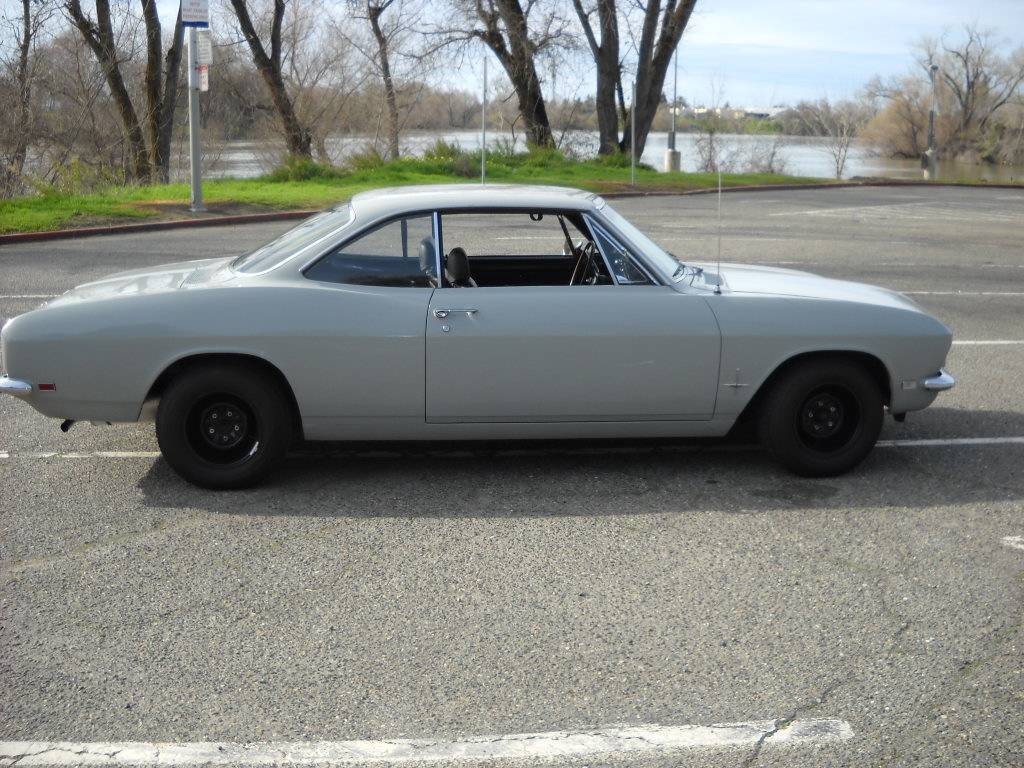 Chevrolet-corvair-monza-1968-grey-1