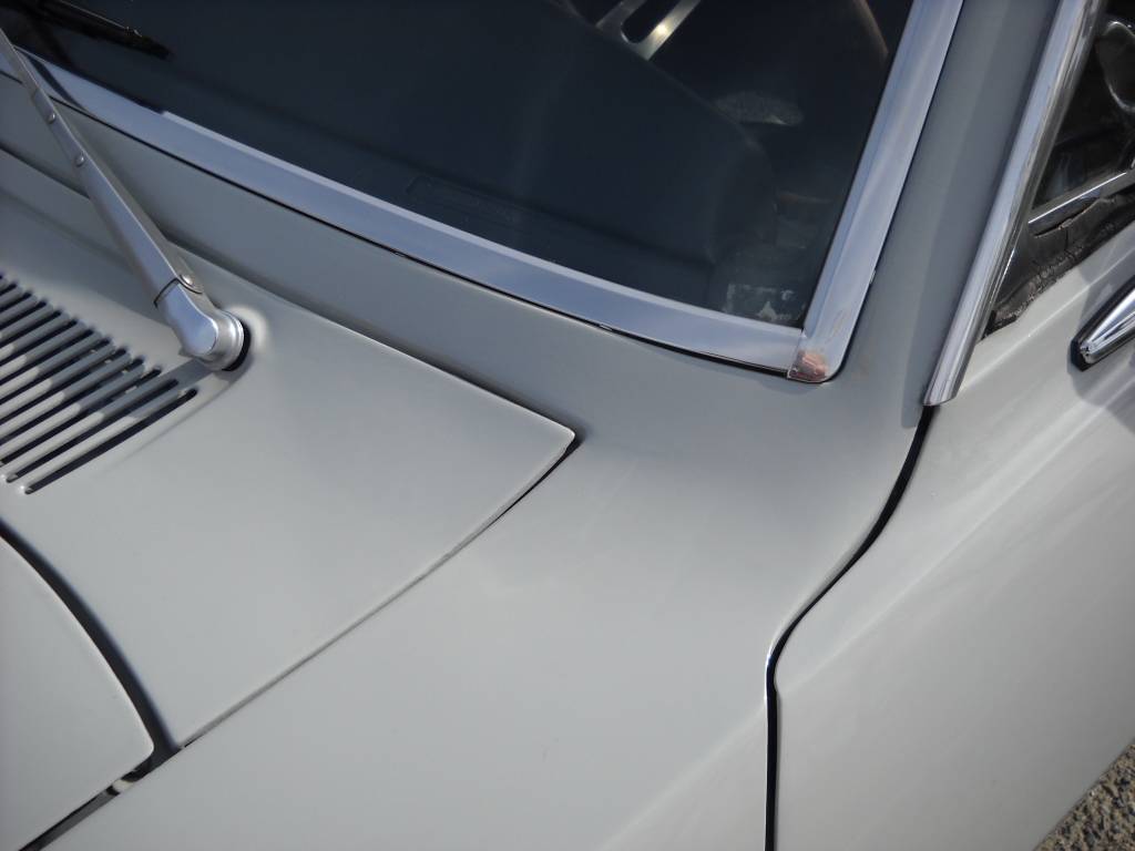 Chevrolet-corvair-monza-1968-grey-5