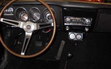 Chevrolet-corvair-monza-1968-grey-9