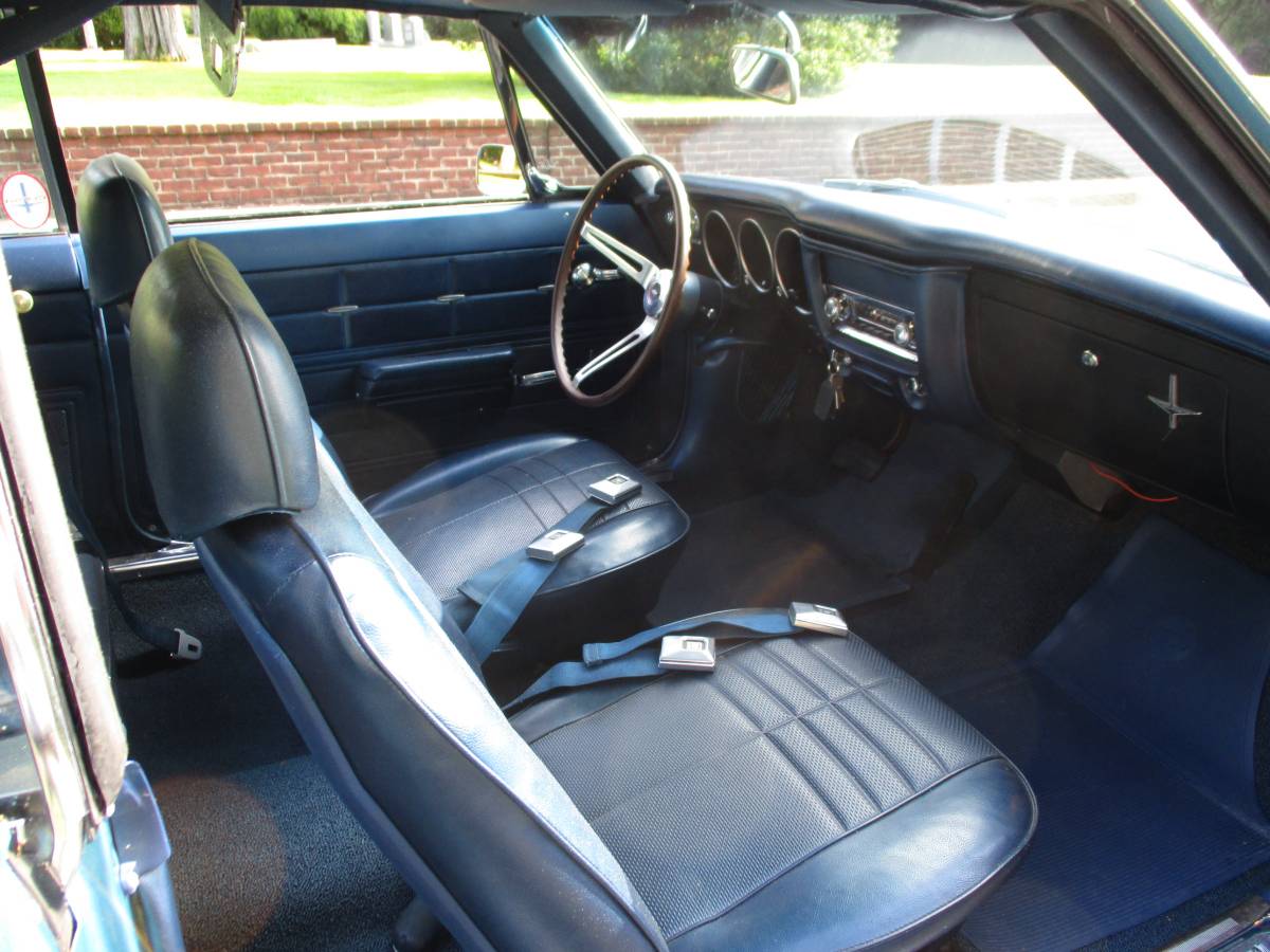 Chevrolet-corvair-monza-sport-coupe-1969-blue-10
