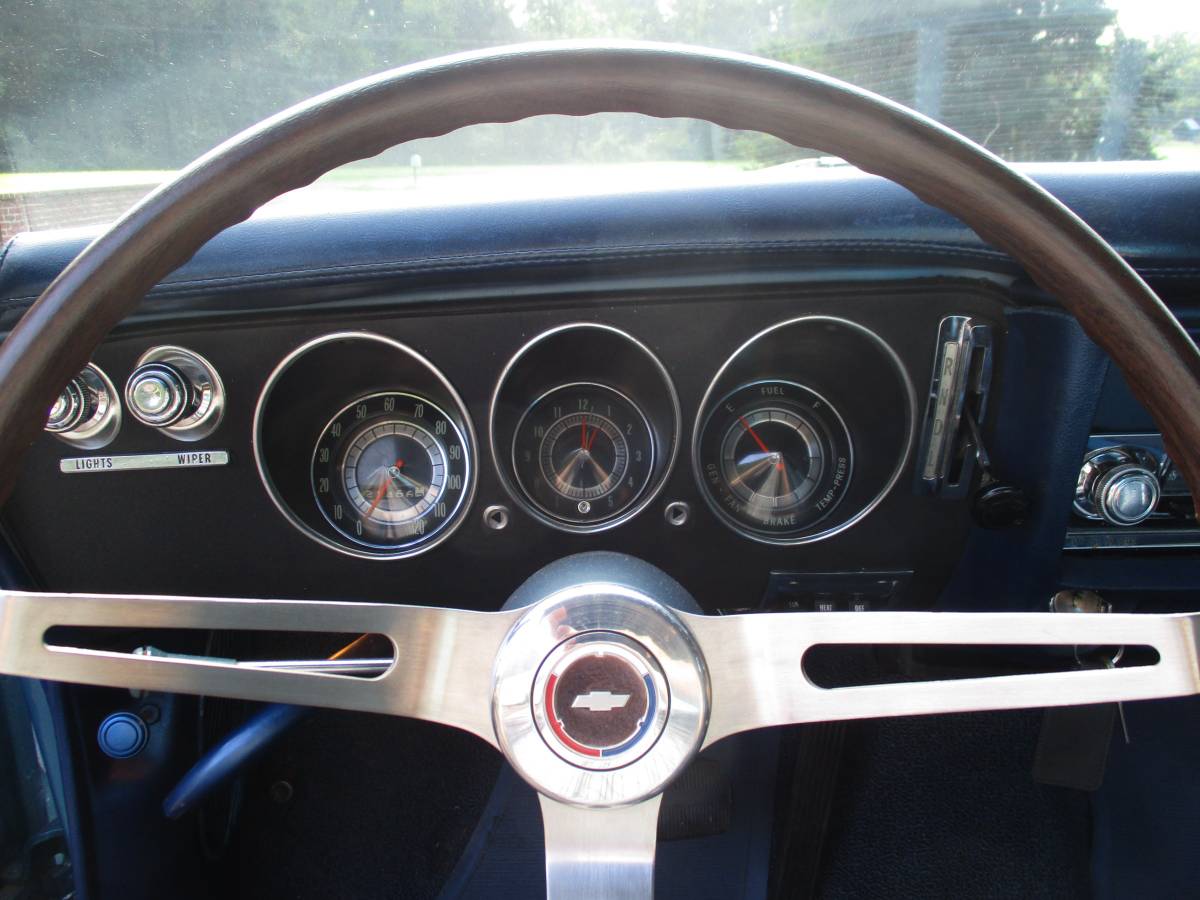 Chevrolet-corvair-monza-sport-coupe-1969-blue-13
