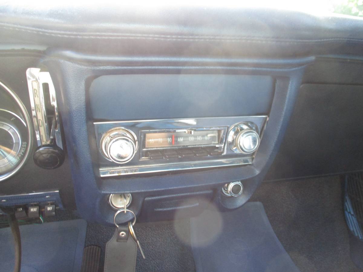 Chevrolet-corvair-monza-sport-coupe-1969-blue-15