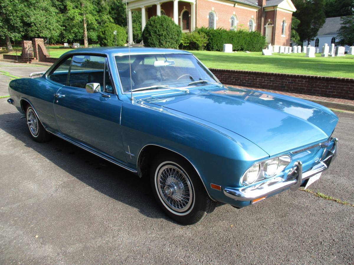 Chevrolet-corvair-monza-sport-coupe-1969-blue-8
