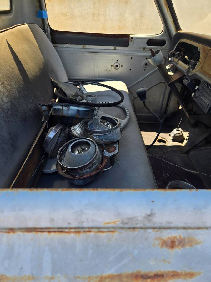 Chevrolet-corvair-rampside-1961-grey-2