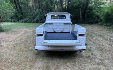 Chevrolet-corvair-rampside-1964-white-4