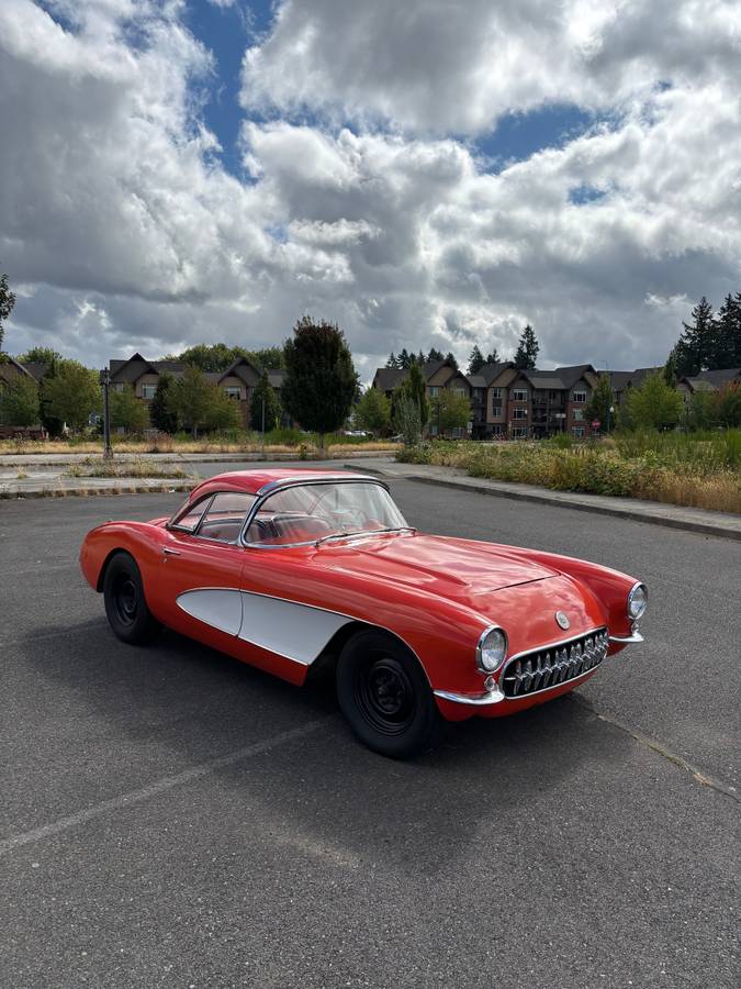 Chevrolet-corvette-1956-2