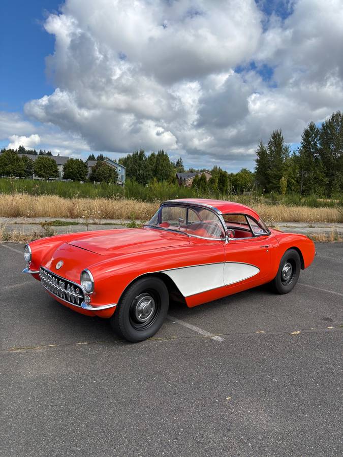 Chevrolet-corvette-1956-9