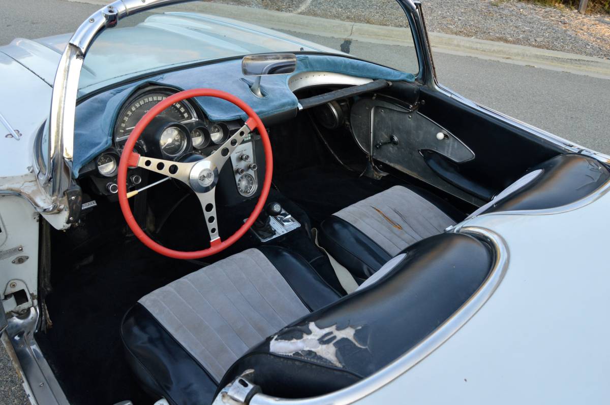 Chevrolet-corvette-1959-17