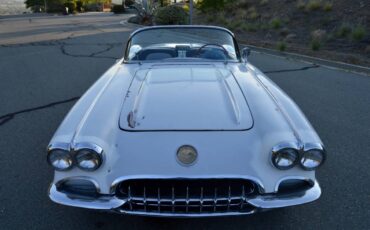 Chevrolet-corvette-1959-2