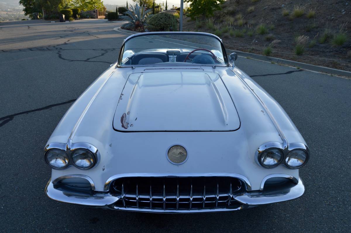 Chevrolet-corvette-1959-2
