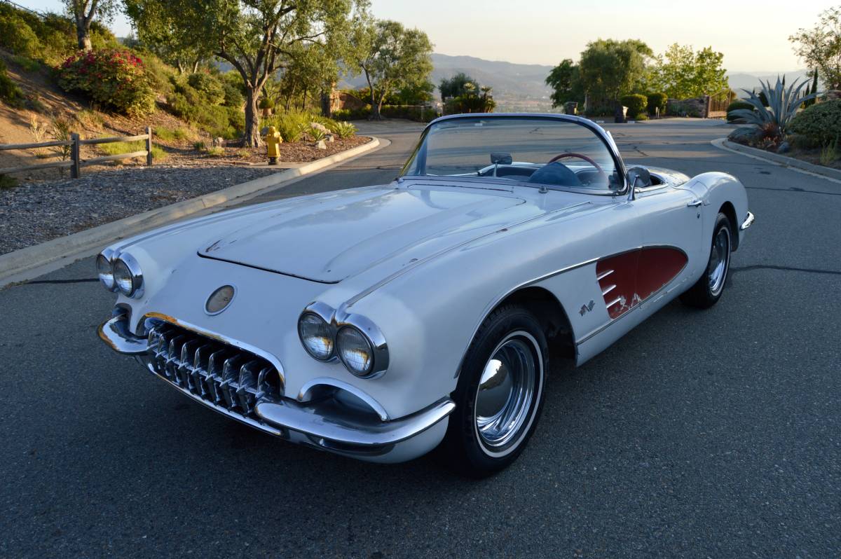 Chevrolet-corvette-1959-23