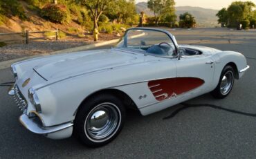 Chevrolet-corvette-1959-7