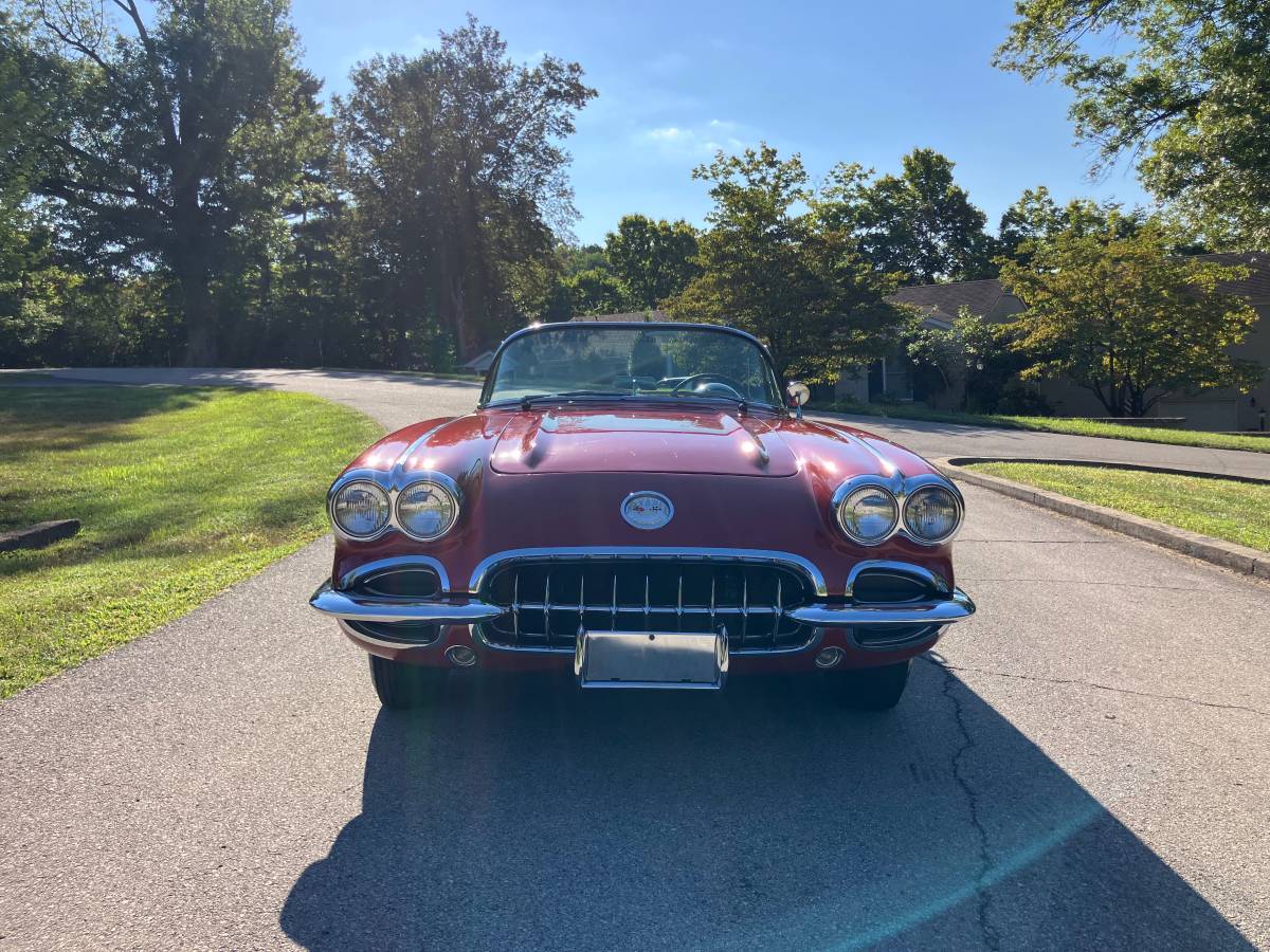 Chevrolet-corvette-1960-custom-10