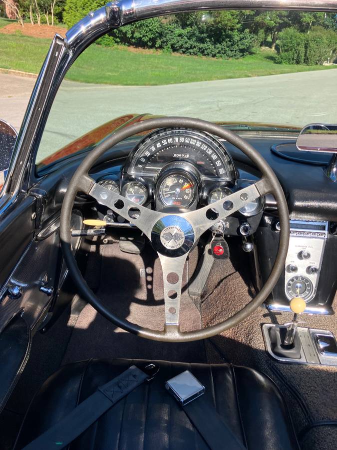Chevrolet-corvette-1960-custom-4