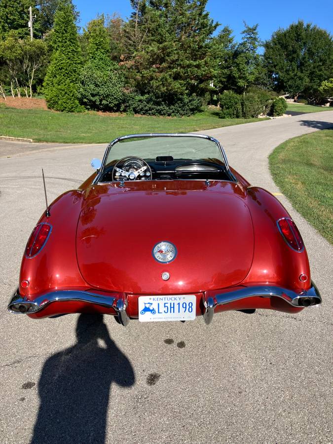 Chevrolet-corvette-1960-custom-7
