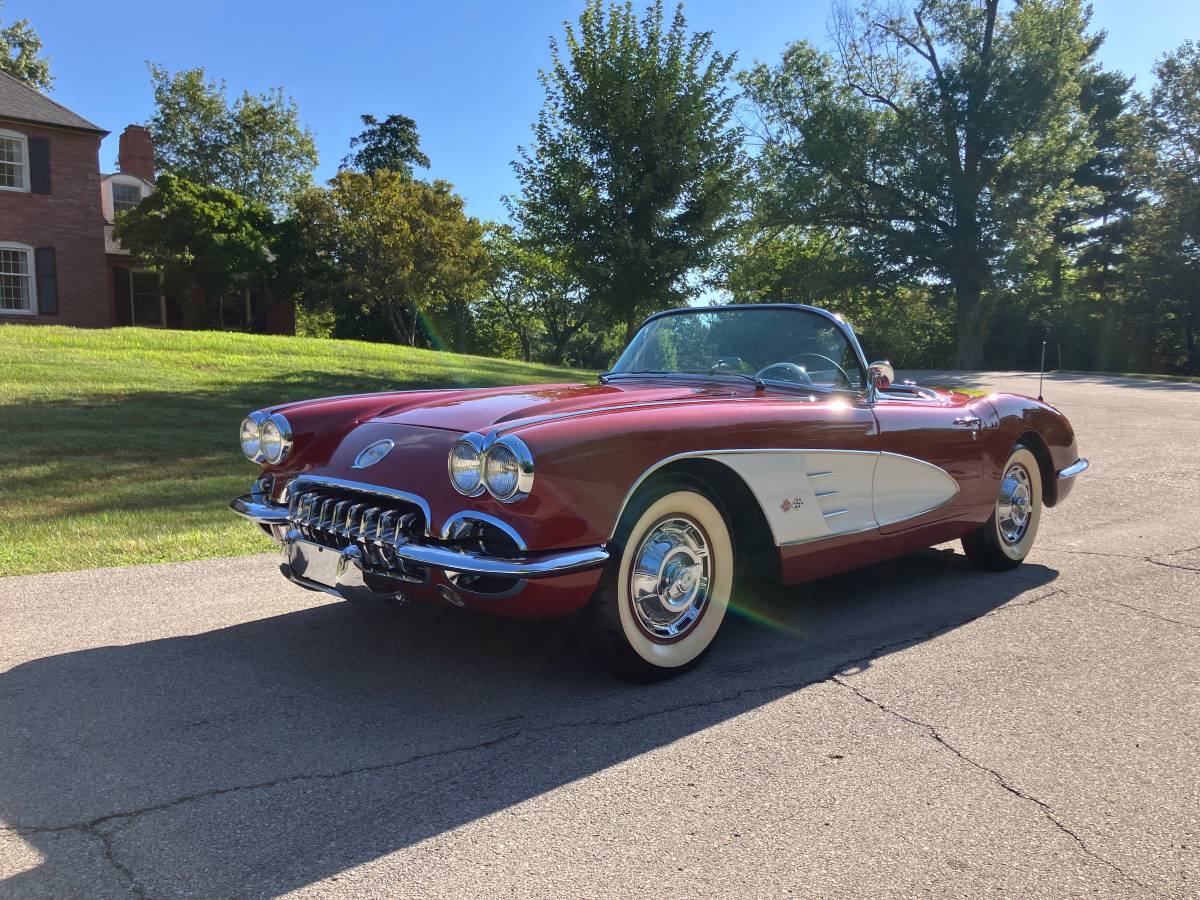 Chevrolet-corvette-1960-custom-9