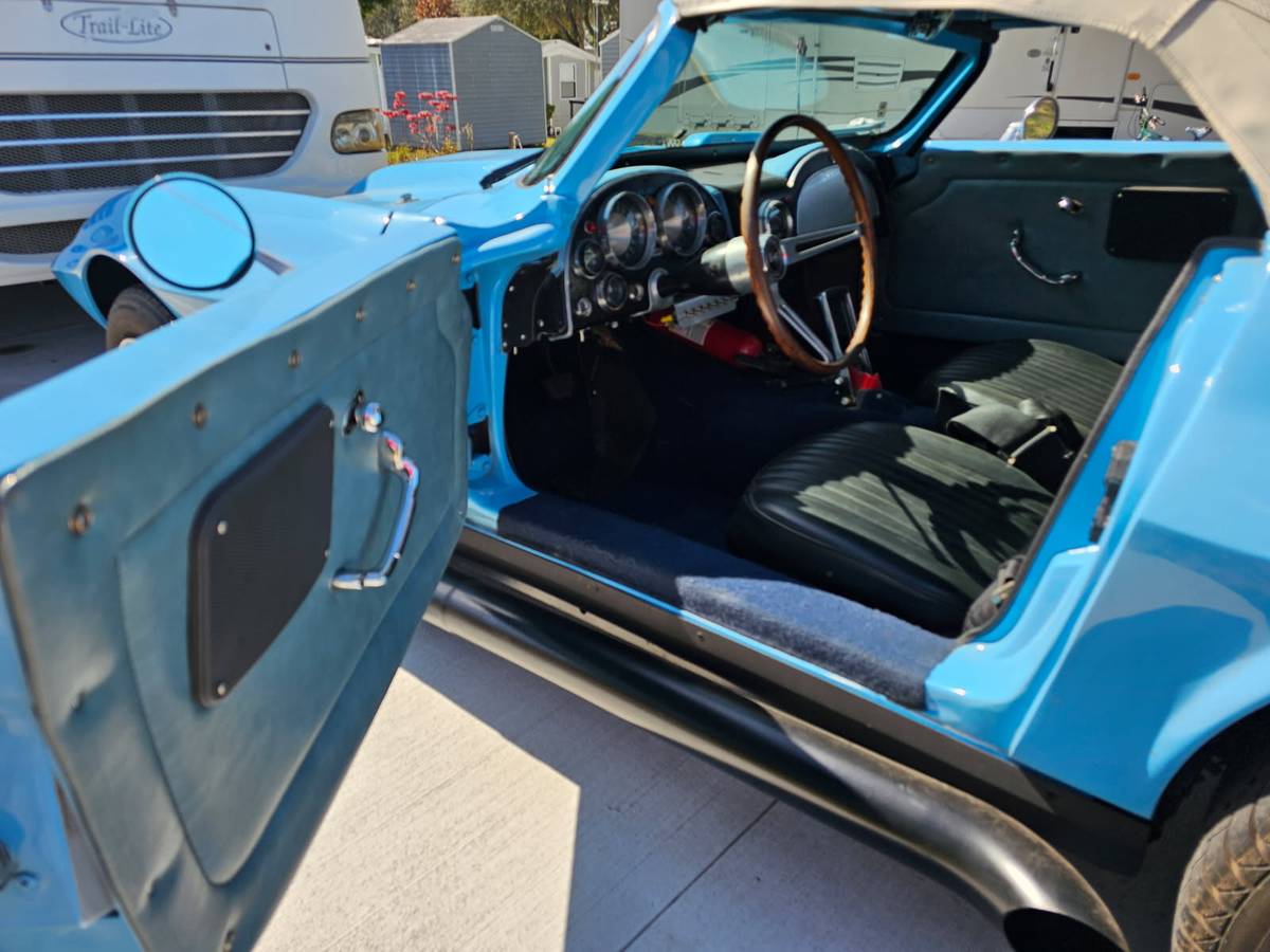 Chevrolet-corvette-1963-blue-5