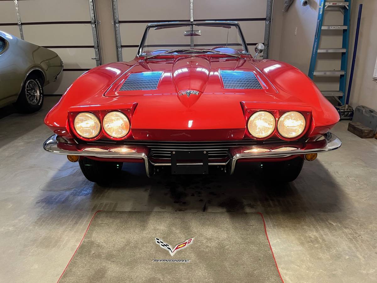 Chevrolet-corvette-1963-red-11