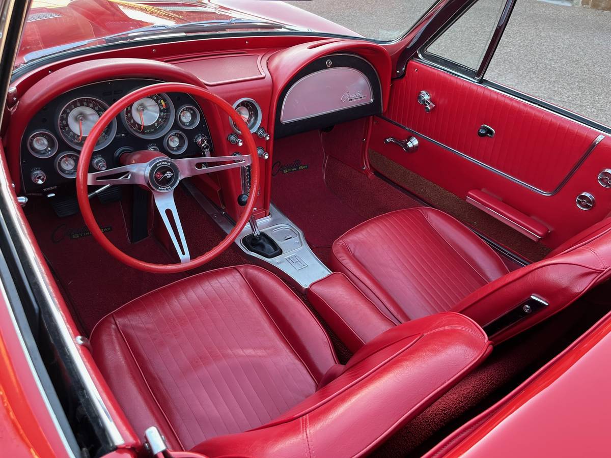 Chevrolet-corvette-1963-red-15