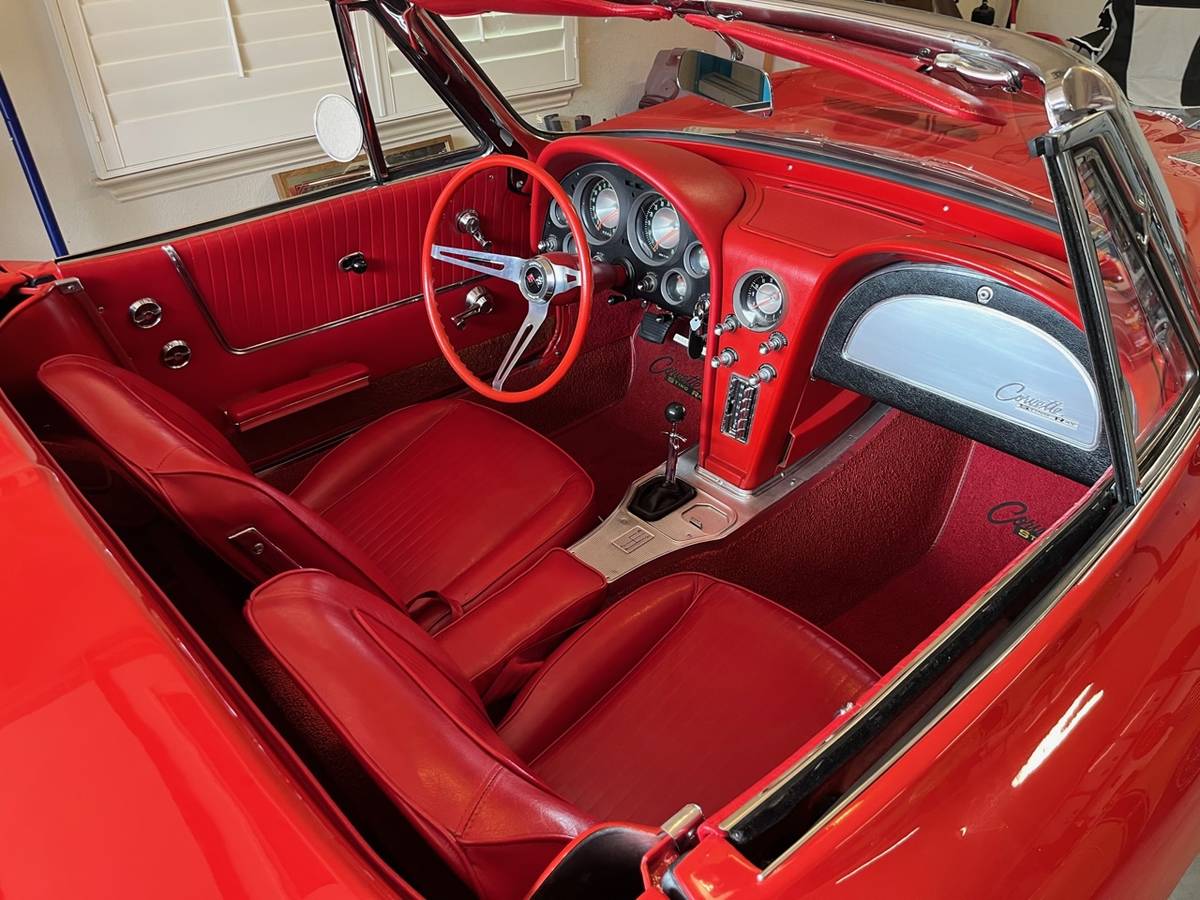 Chevrolet-corvette-1963-red-16
