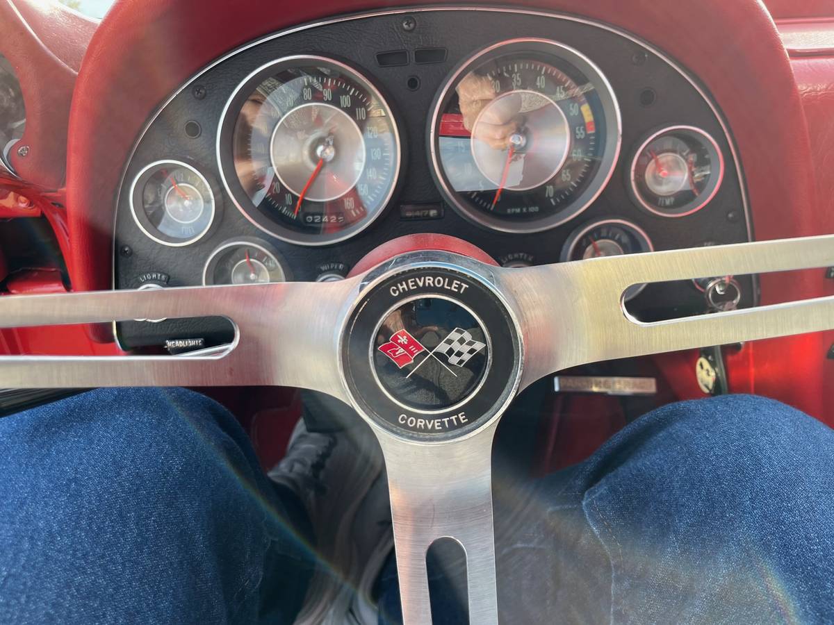 Chevrolet-corvette-1963-red-5