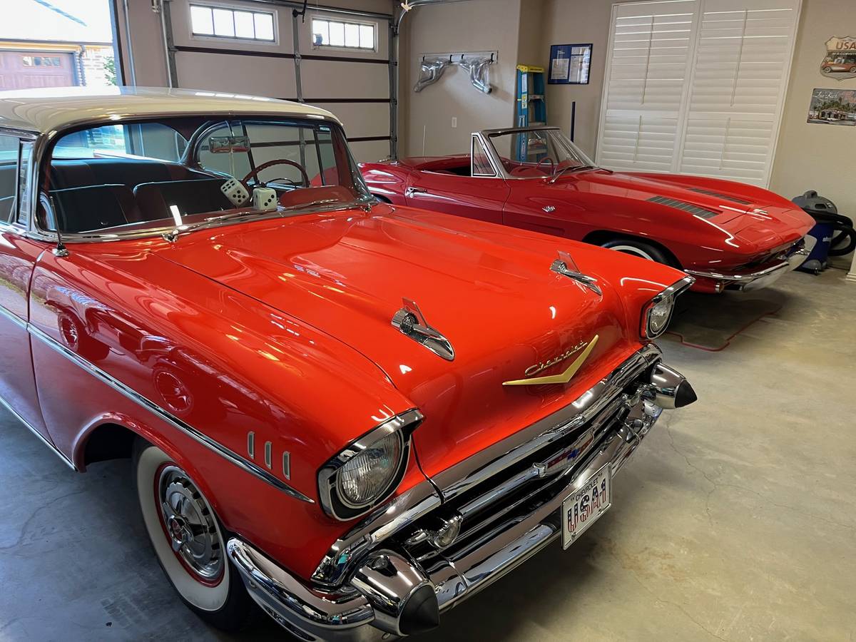 Chevrolet-corvette-1963-red-7