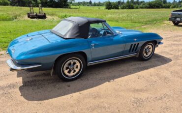 Chevrolet-corvette-1965-3