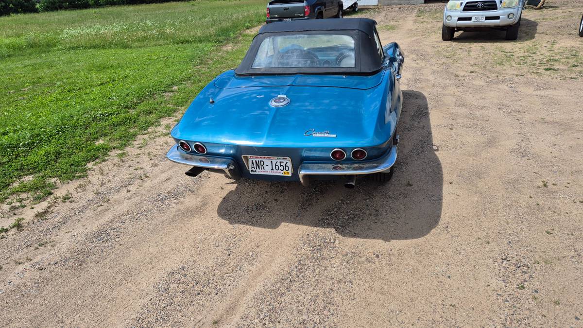 Chevrolet-corvette-1965-4