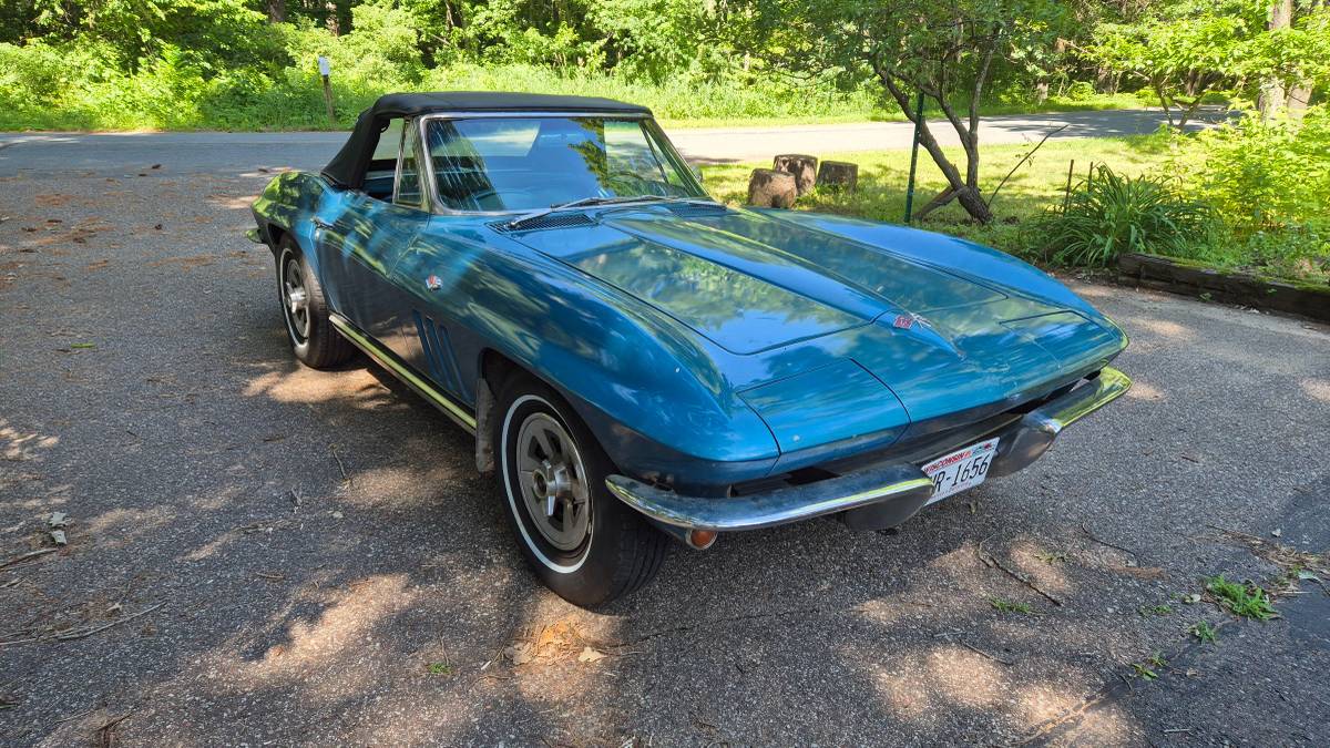 Chevrolet-corvette-1965-5