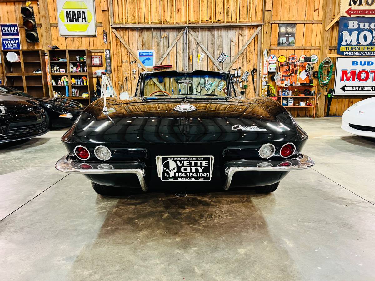Chevrolet-corvette-1965-black-2