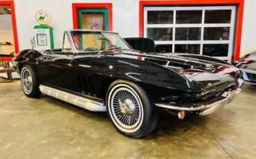 Chevrolet-corvette-1965-black-44