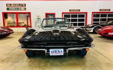 Chevrolet-corvette-1965-black-47