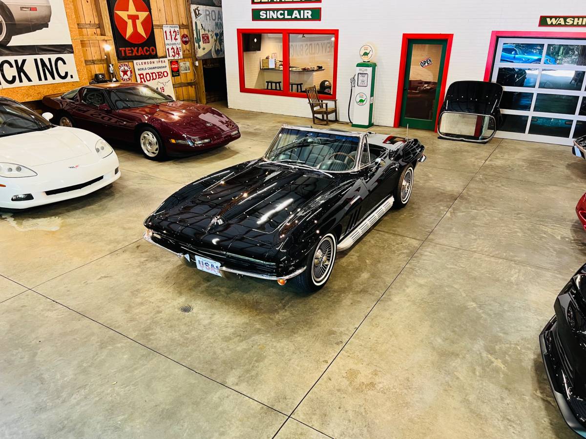 Chevrolet-corvette-1965-black-72