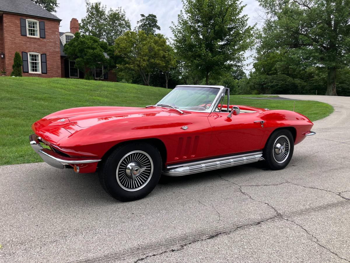 Chevrolet-corvette-1965-red-3