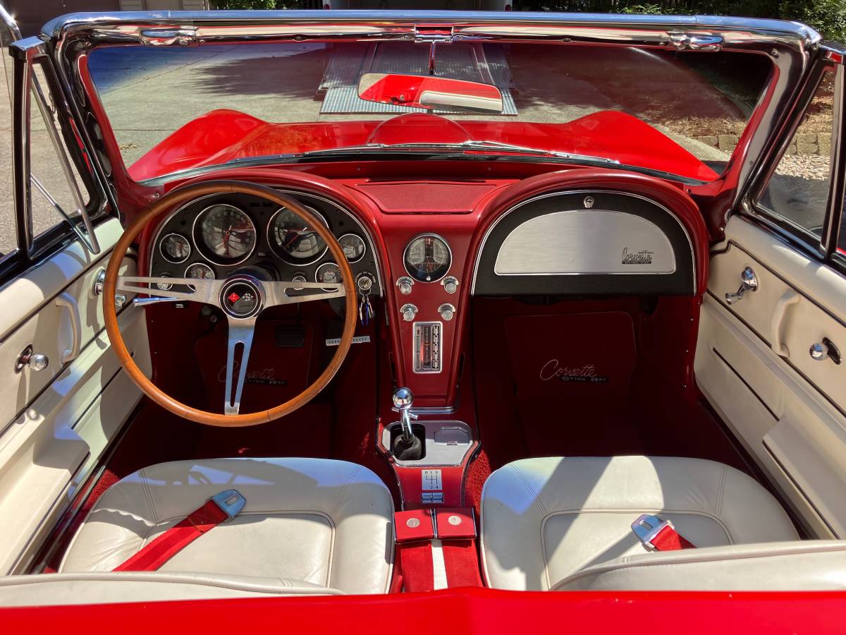 Chevrolet-corvette-1965-red-7