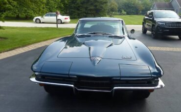 Chevrolet-corvette-1966-blue-11
