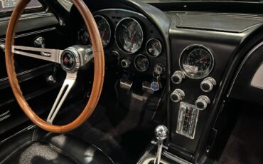 Chevrolet-corvette-1967-blue-8