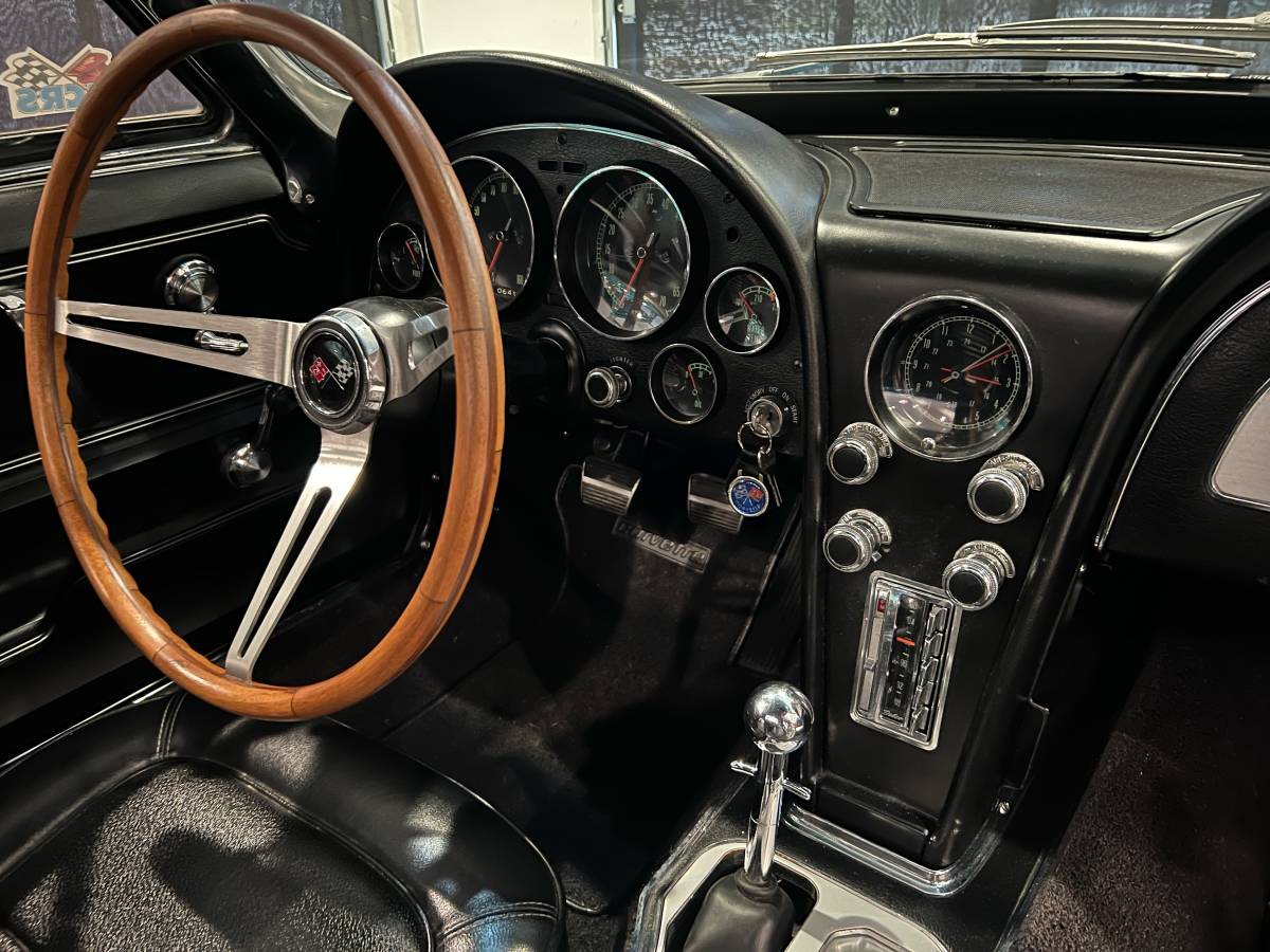 Chevrolet-corvette-1967-blue-8