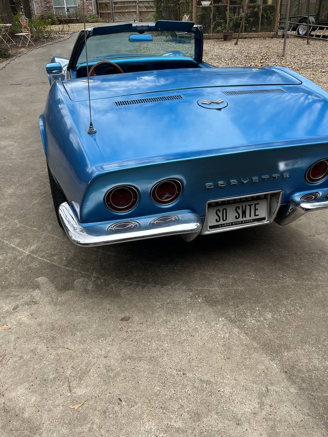Chevrolet-corvette-1968-blue-2