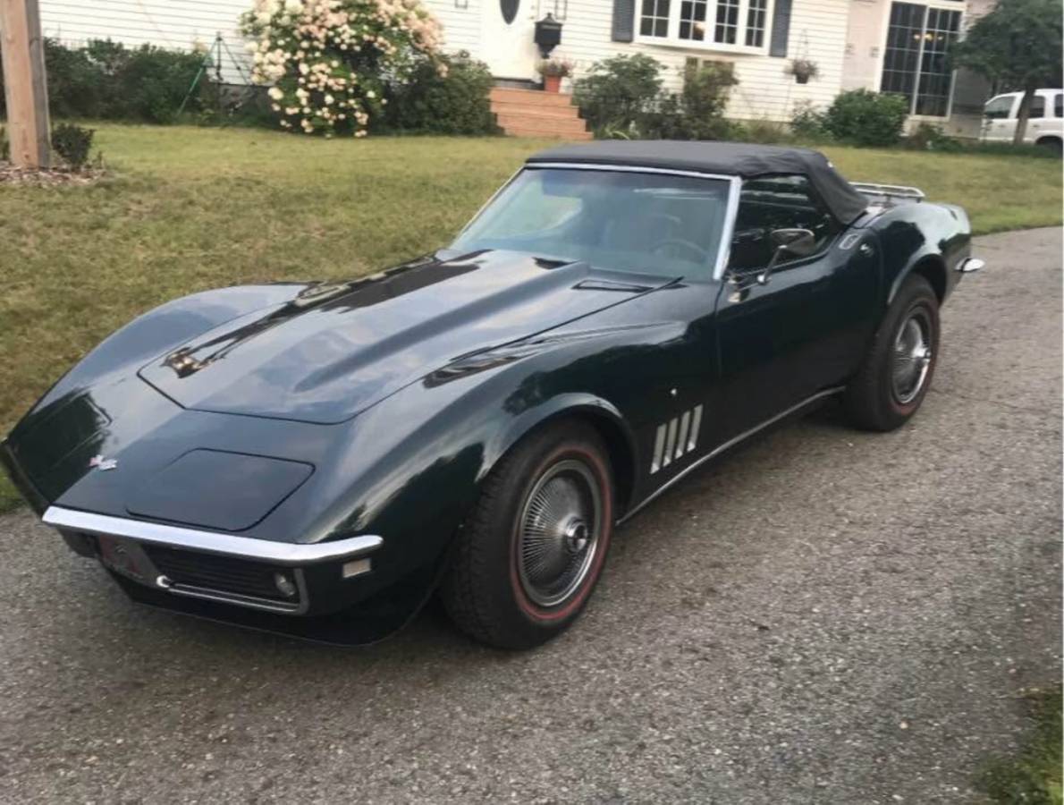 Chevrolet-corvette-1968-green-1