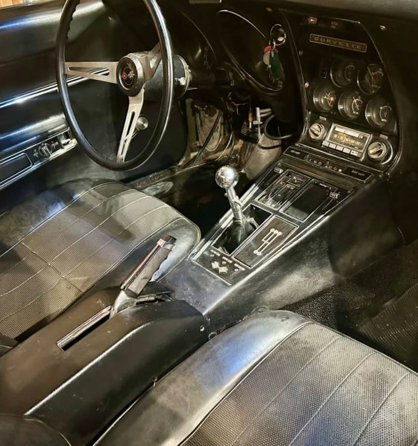 Chevrolet-corvette-1968-green-10